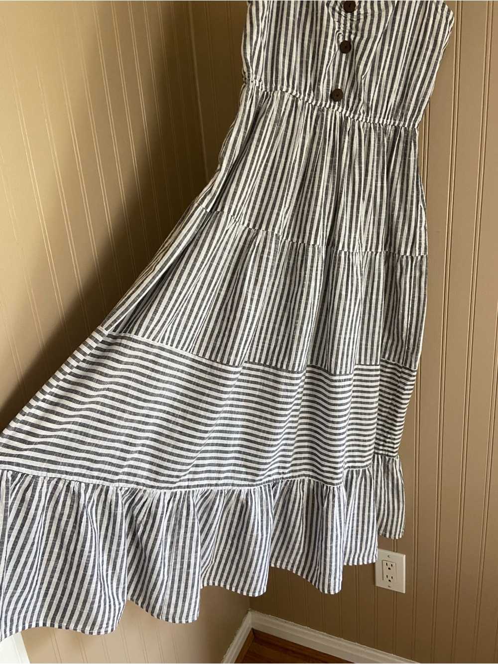 Charlie Paige 100% Cotton Black & White Striped Tiered Maxi Dress Women’s Med - Picture 3 of 9